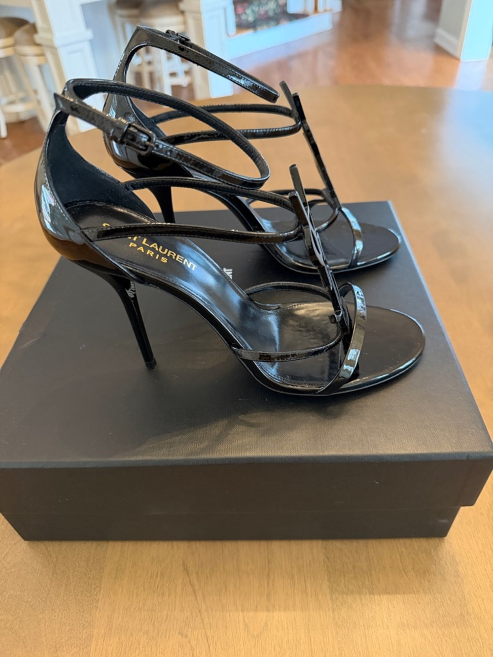 Saint Laurent Black Patent Leather YSL Logo Heeled Sandals - Picture 6 of 7